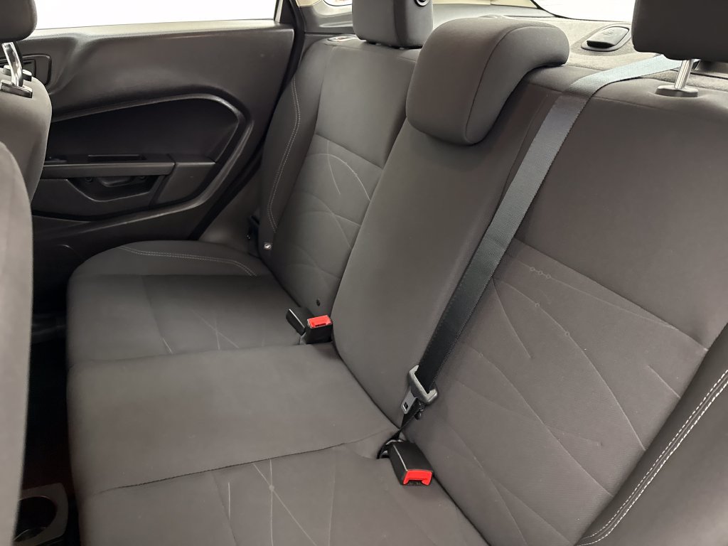 Used 2018 Ford Fiesta SE FWD image 22