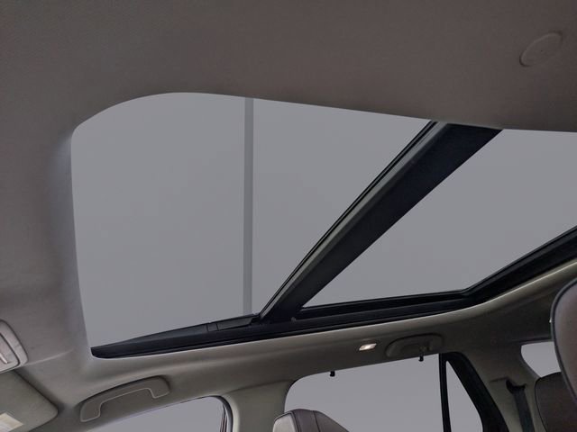 Used 2023 Honda Pilot Elite image 22