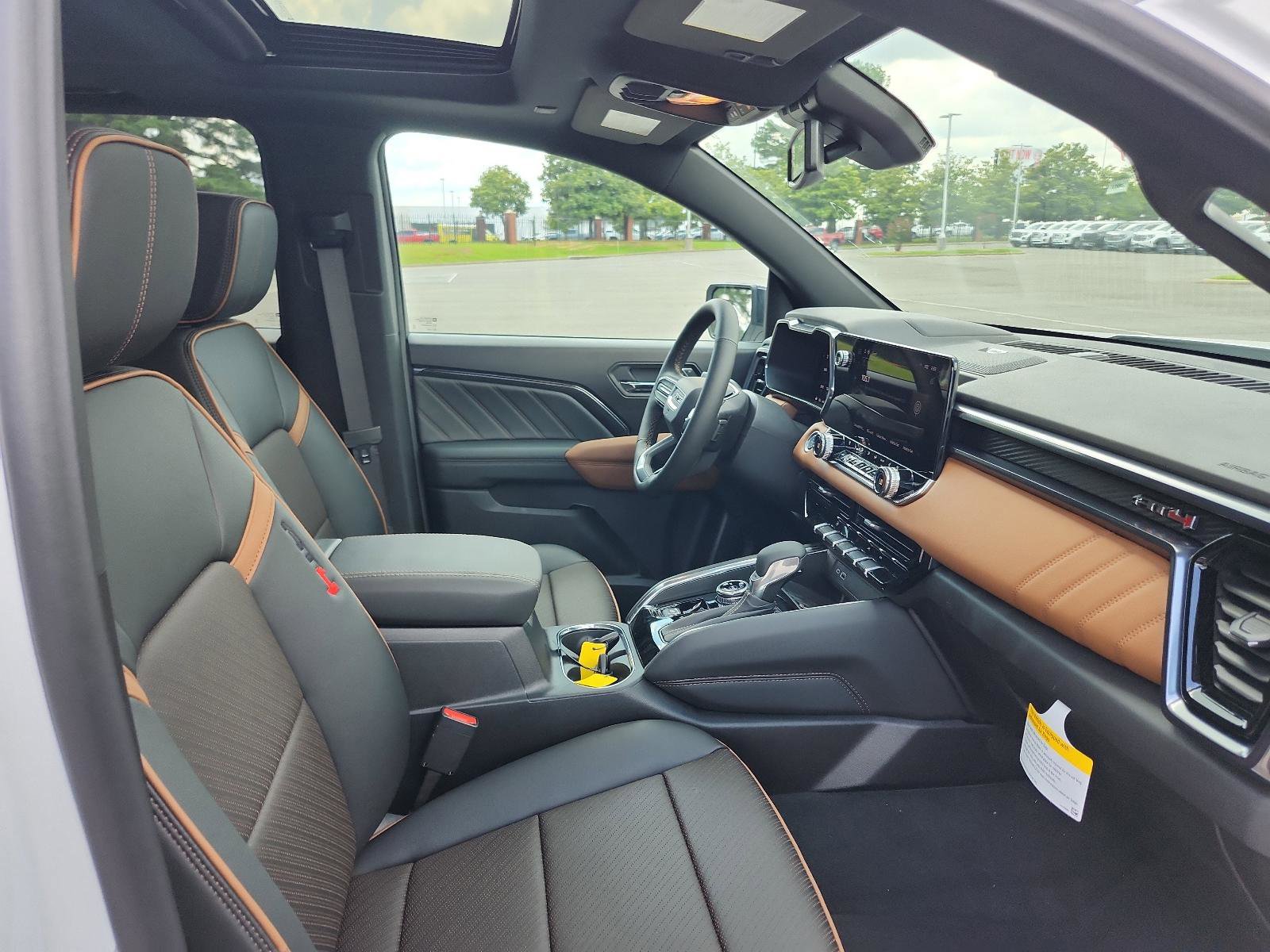 New 2025 GMC Canyon AT4 w/ Nightfall Edition image 7