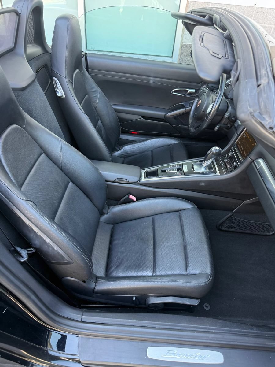 Used 2015 Porsche Boxster RWD image 9