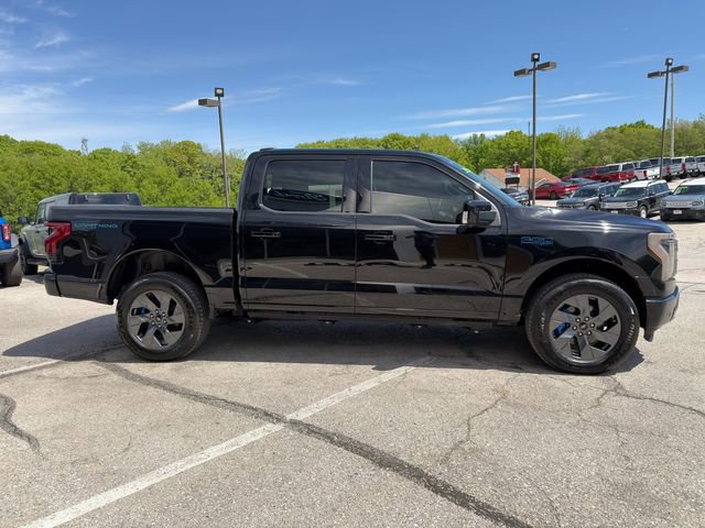 Used 2024 Ford F150 Lightning Lariat AWD/4WD image 8