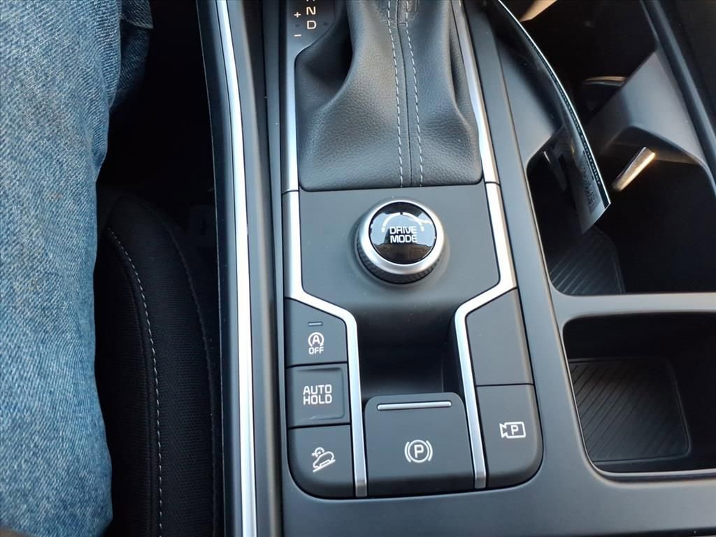 New 2026 Kia Sorento LX image 16