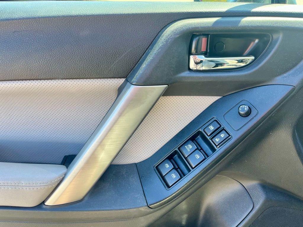 Used 2015 Subaru Forester 2.5i Limited image 9