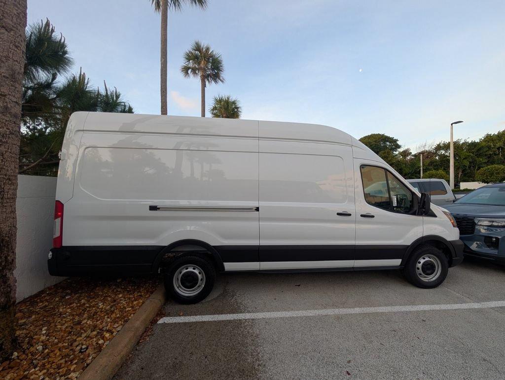 New 2026 Ford Transit 350 148 High Roof Extended w/ Load Area Protection Package RWD image 8