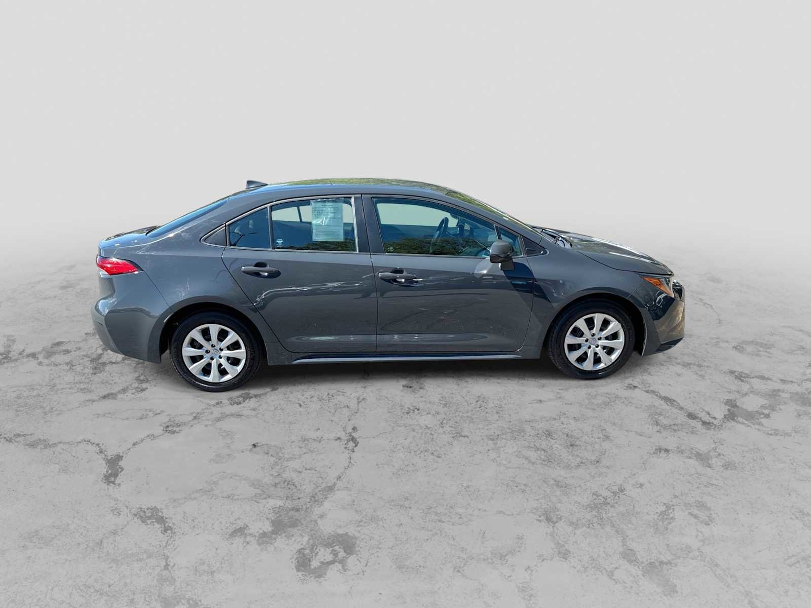 Used 2023 Toyota Corolla LE FWD image 8