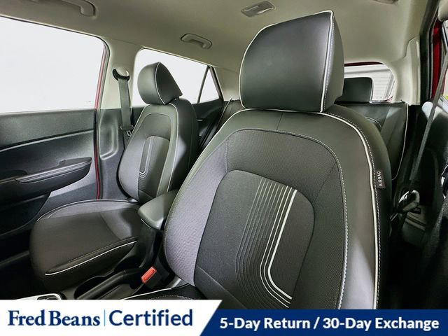 Certified 2025 Hyundai Venue Limited image 23