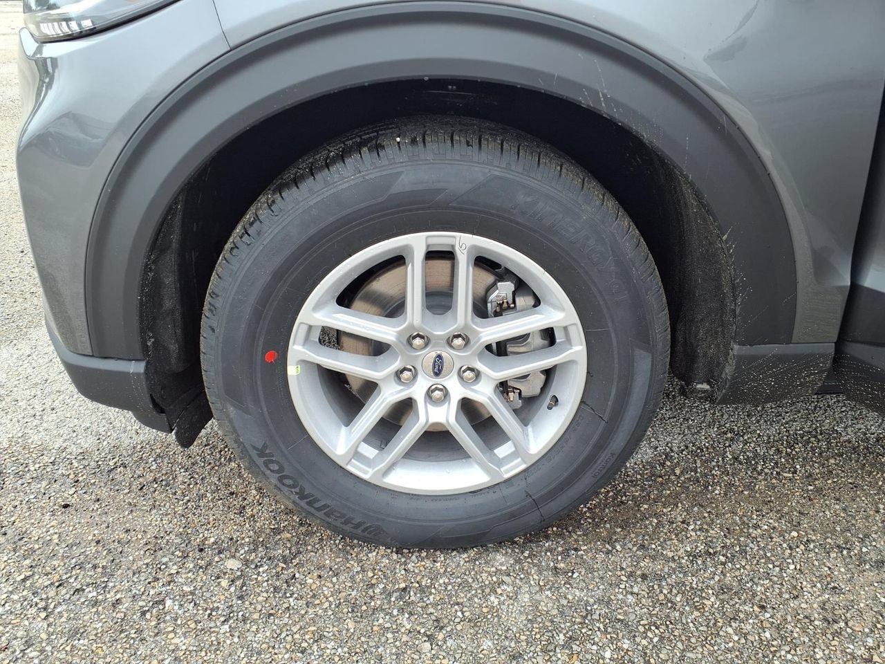 New 2026 Ford Explorer Active RWD image 23