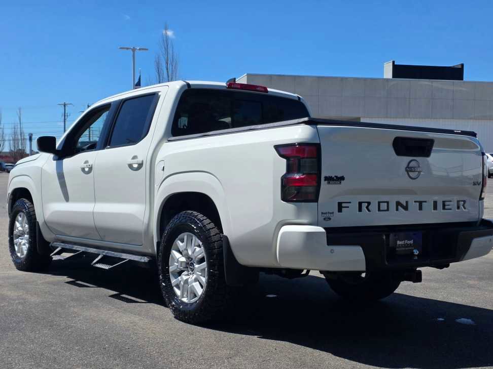 Used 2023 Nissan Frontier SV w/ SV Convenience Package RWD image 8