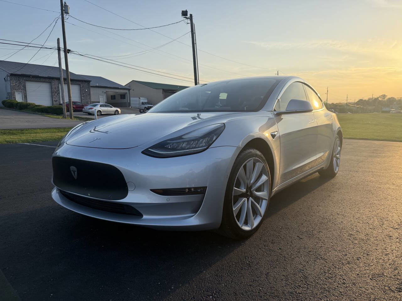 Used 2018 Tesla Model 3 Long Range RWD image 1