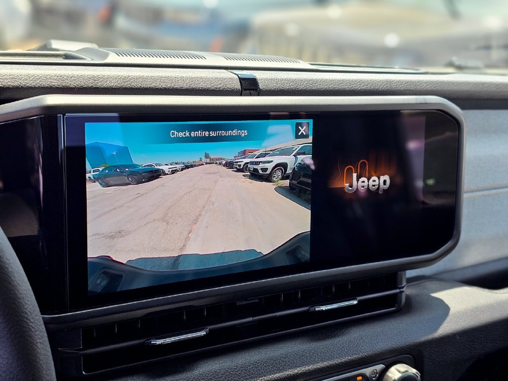 New 2026 Jeep Gladiator Sport AWD/4WD image 12