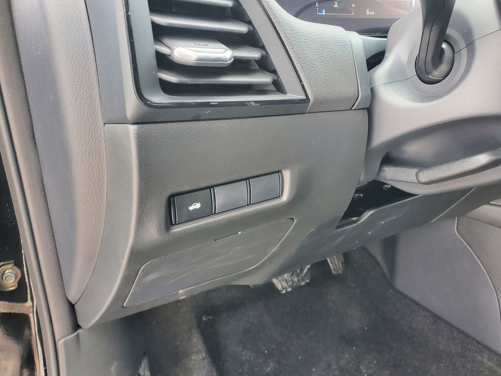 New 2026 Nissan Sentra SV image 18