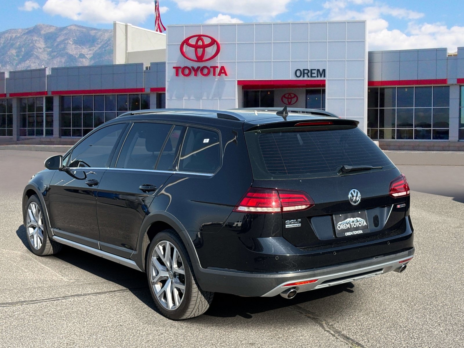 Used 2019 Volkswagen Golf Alltrack SE AWD/4WD image 5
