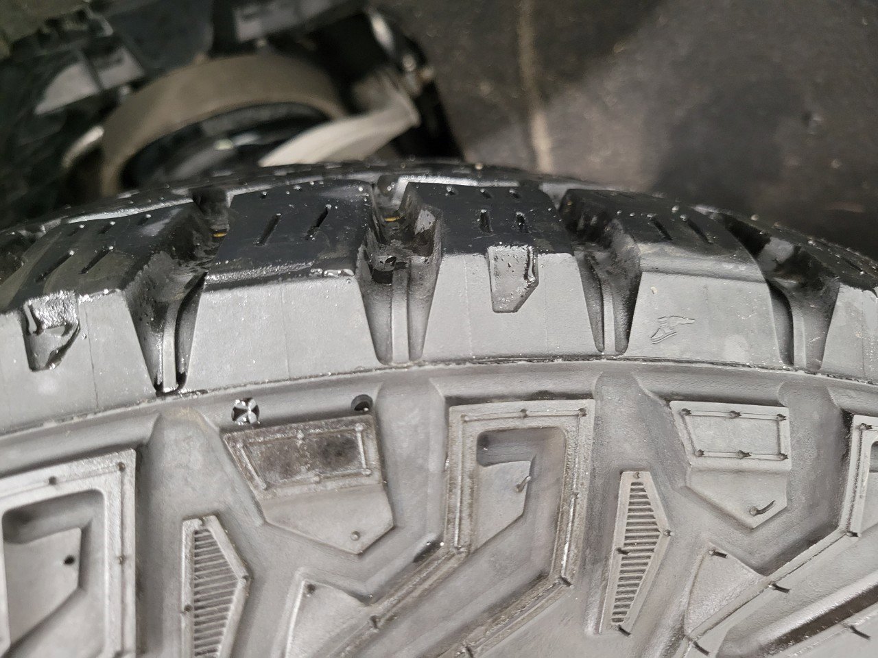 Used 2023 Chevrolet Silverado 1500 ZR2 image 5