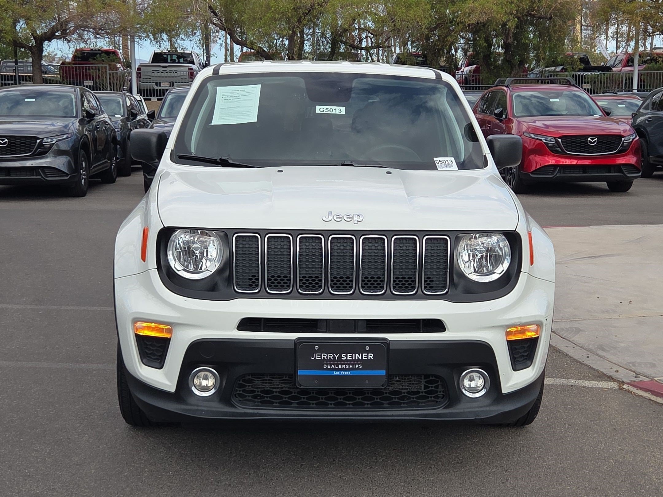 Used 2020 Jeep Renegade Sport w/ UConnect 7.0 Group FWD image 8
