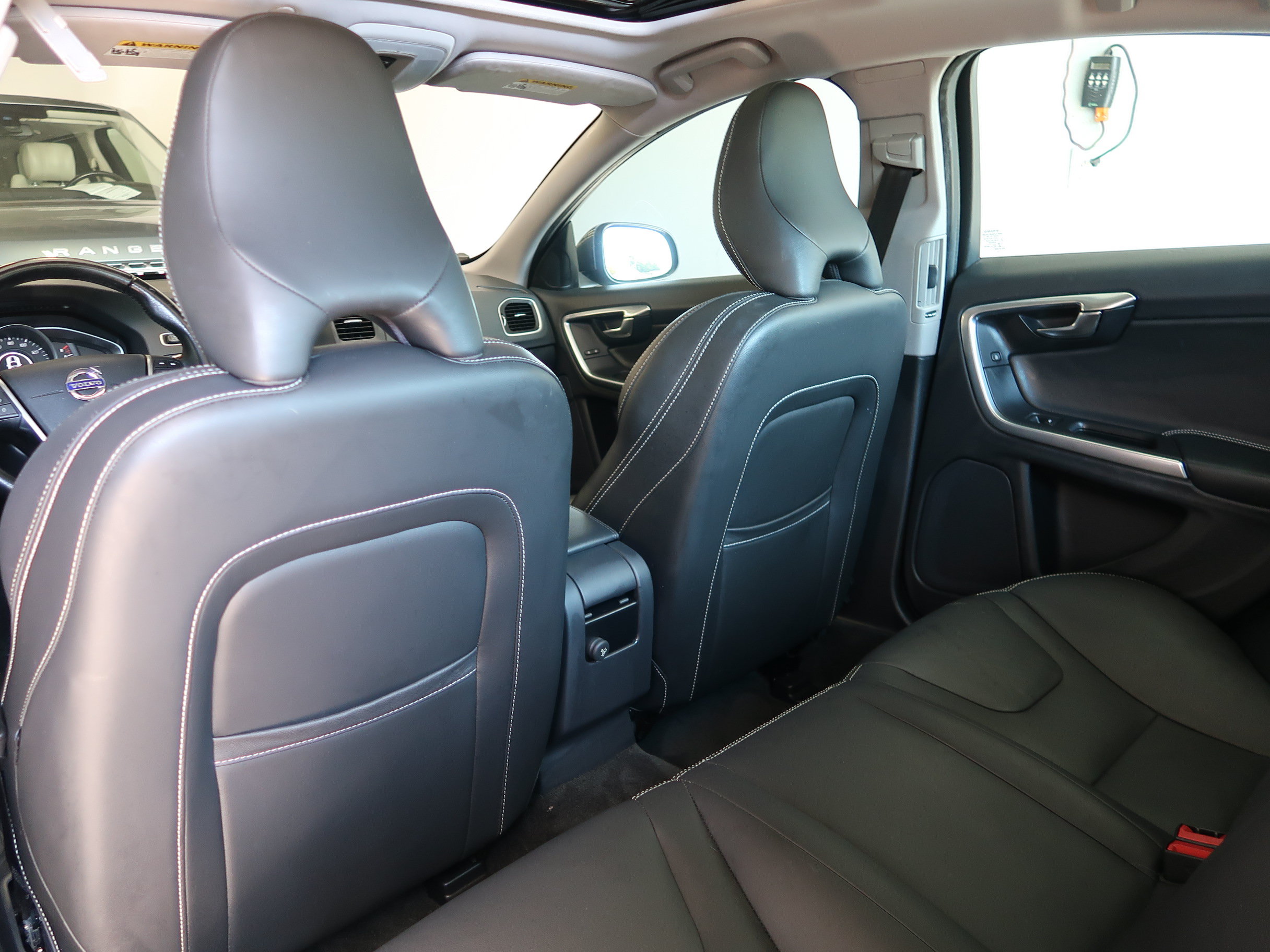 Used 2017 Volvo S60 T5 Dynamic FWD image 31