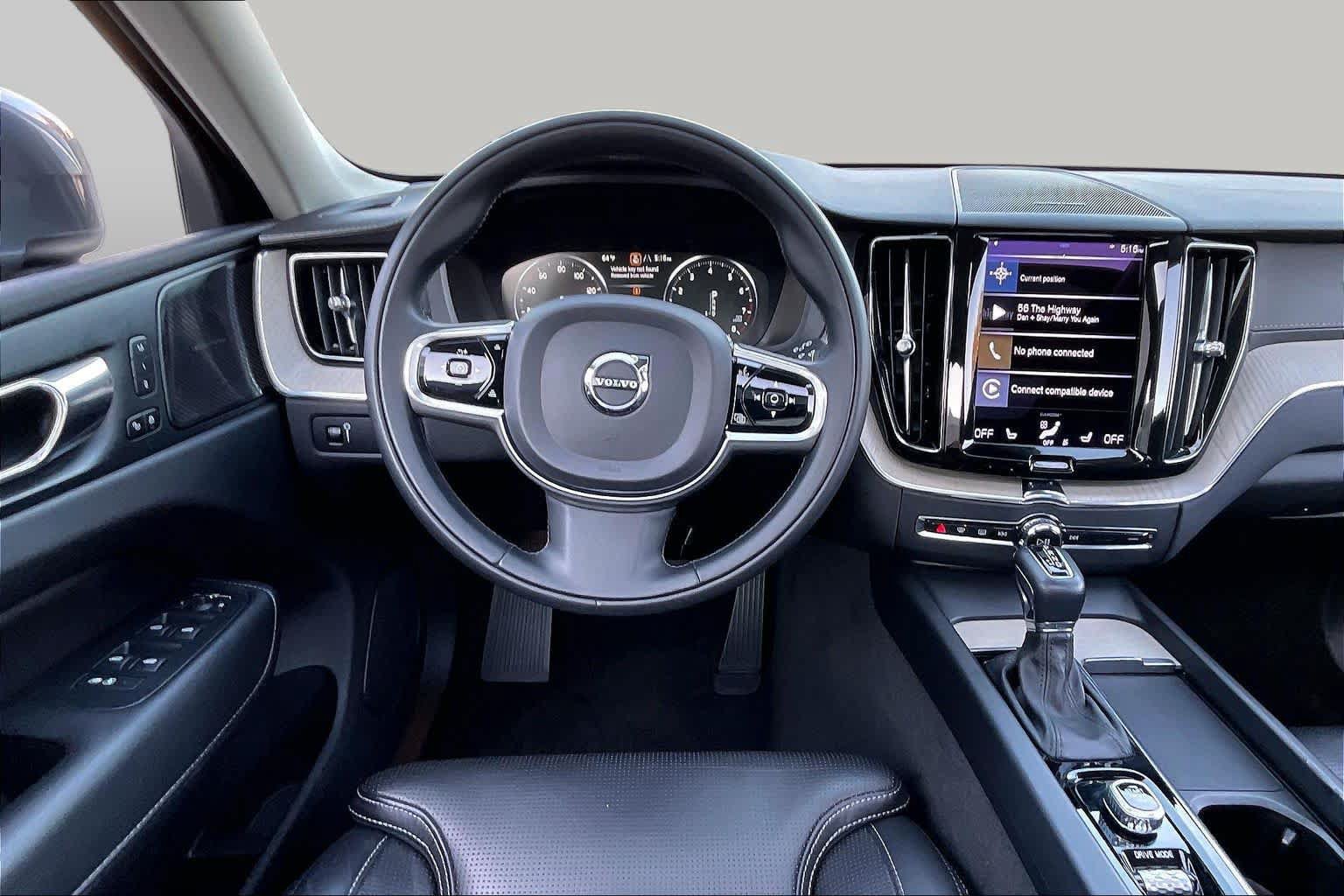Used 2021 Volvo XC60 T5 Inscription w/ Protection Package AWD/4WD image 5