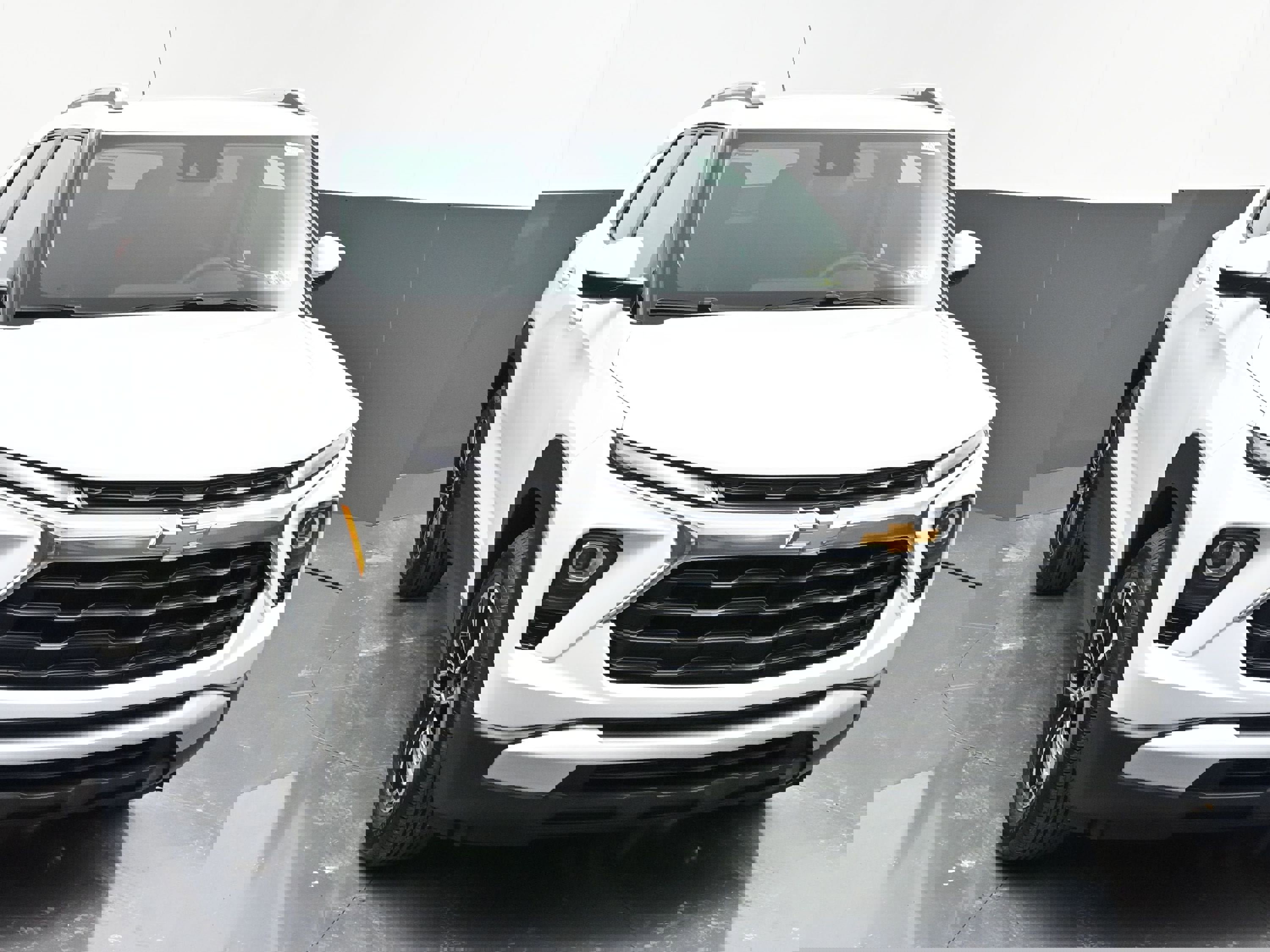 Certified 2026 Chevrolet TrailBlazer LT w/ Driver Confidence Package image 2