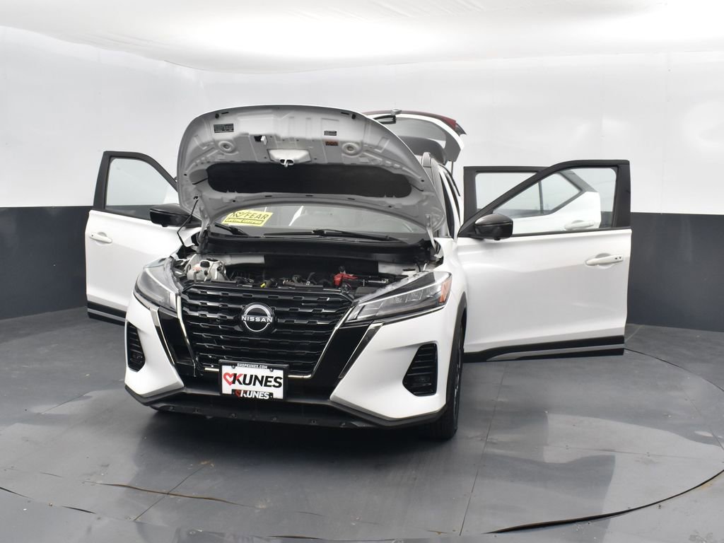 Used 2023 Nissan Kicks SR w/ SR Premium Package image 51
