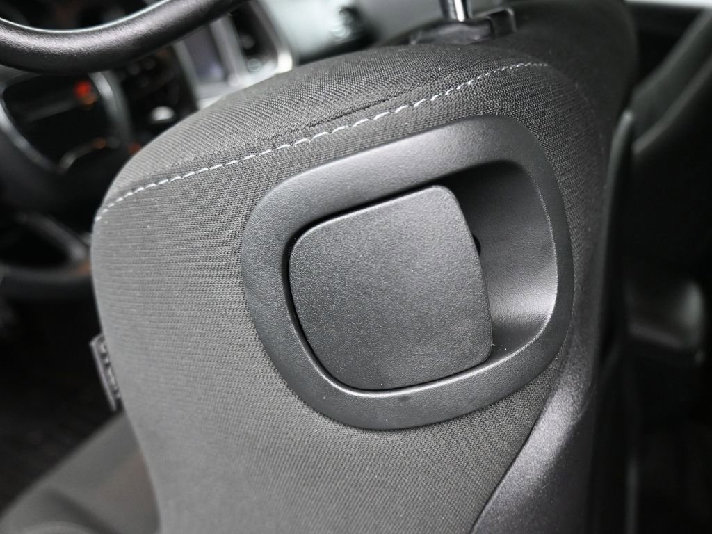 Used 2018 Dodge Challenger SXT w/ Super Sport Group (SS/T) image 27