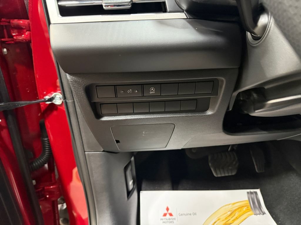 New 2026 Mitsubishi Outlander ES AWD/4WD image 28