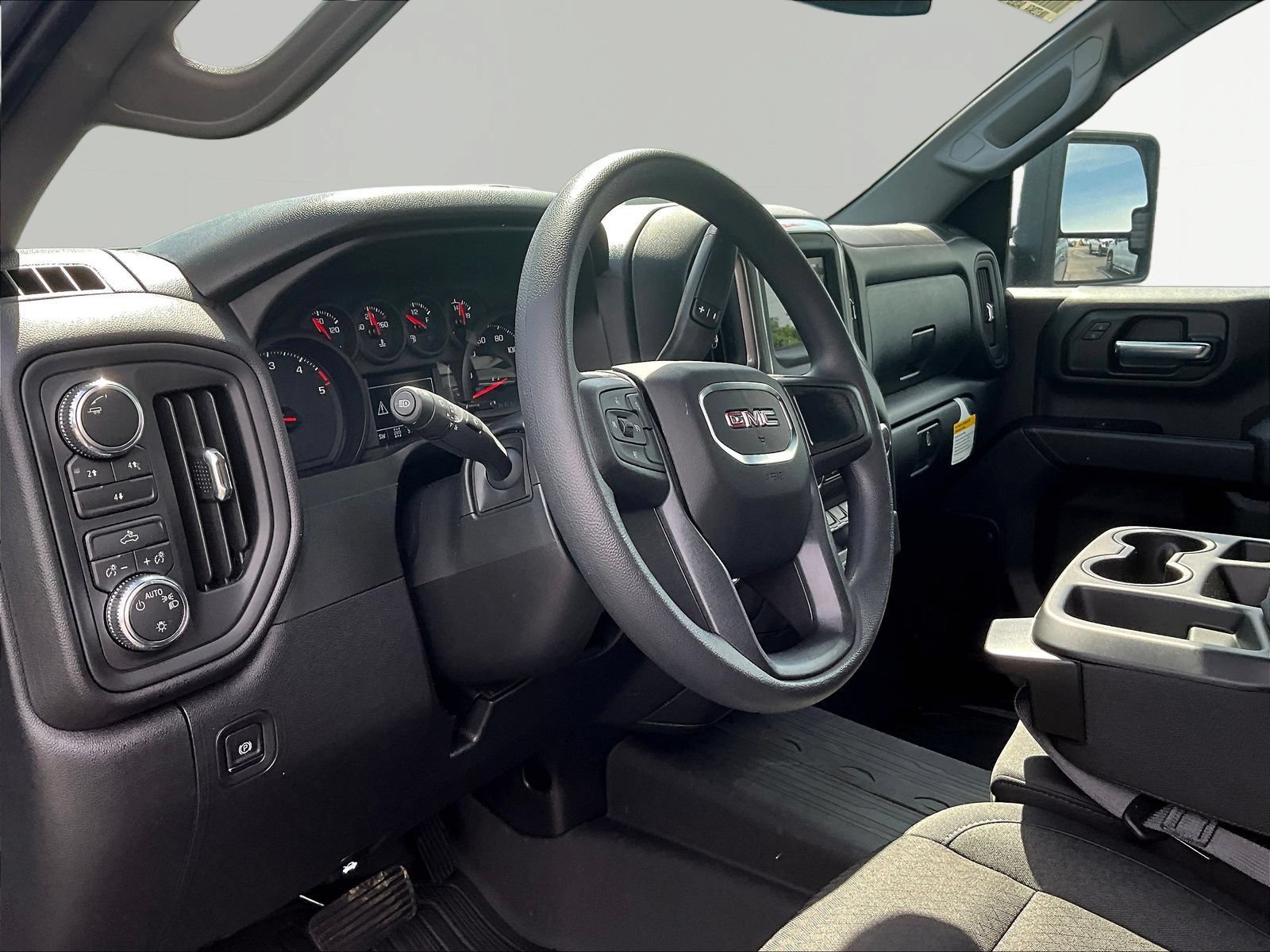 New 2026 GMC Sierra 2500 Pro w/ Convenience Package AWD/4WD image 16
