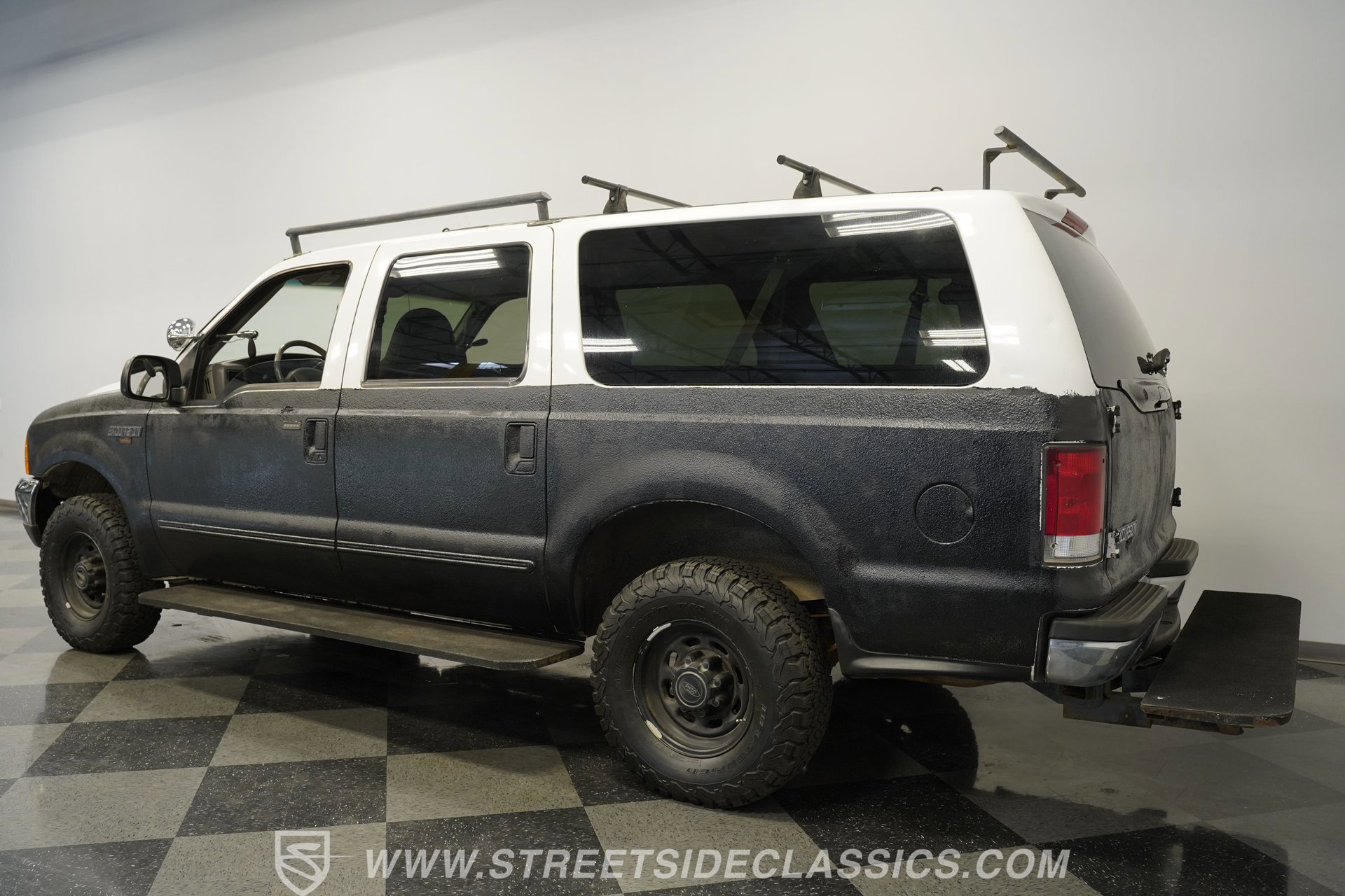 Used 2000 Ford Excursion XLT image 8