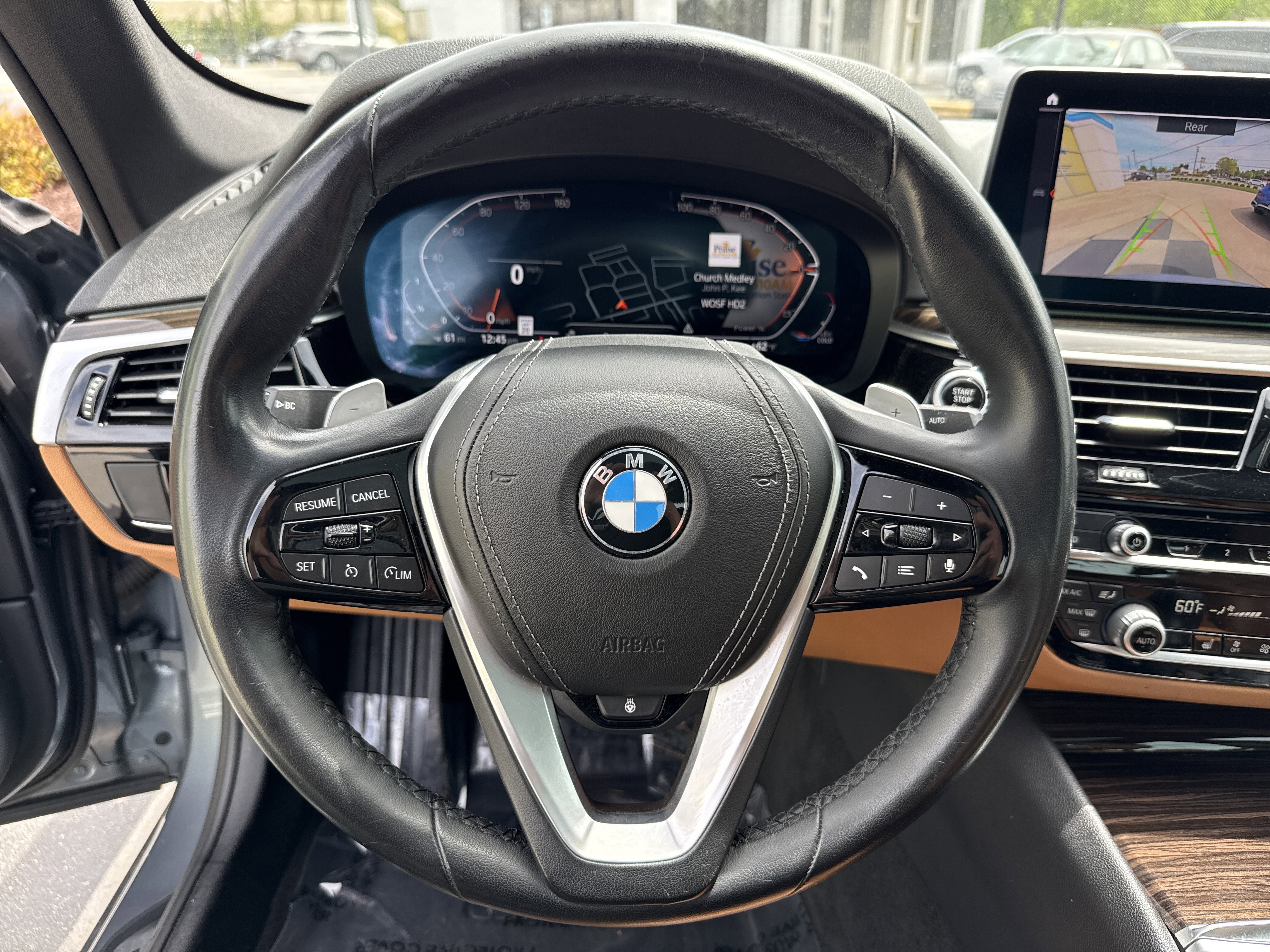 Used 2021 BMW 540i w/ Premium Package image 18