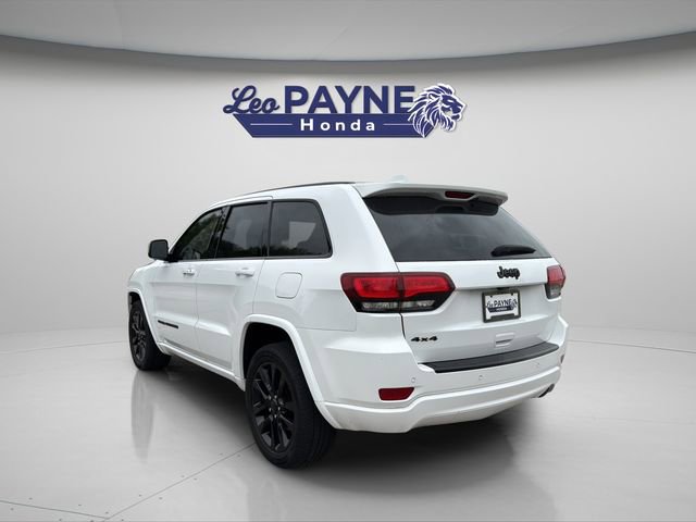 Used 2018 Jeep Grand Cherokee Altitude AWD/4WD image 8