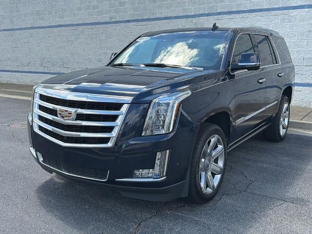 Used 2019 Cadillac Escalade Premium Luxury RWD image 3
