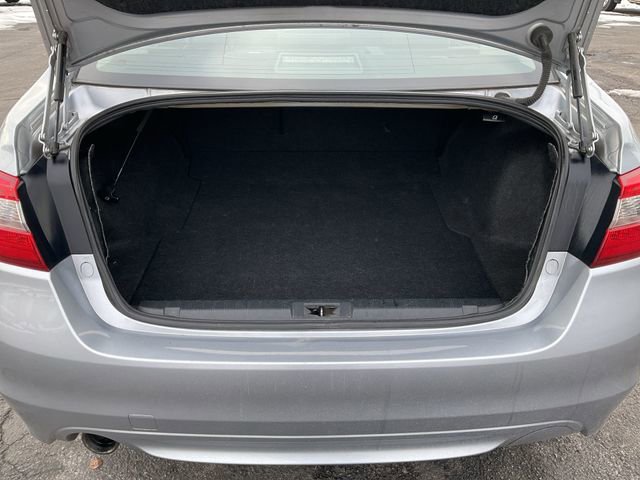 Used 2015 Subaru Legacy 2.5i Limited image 29