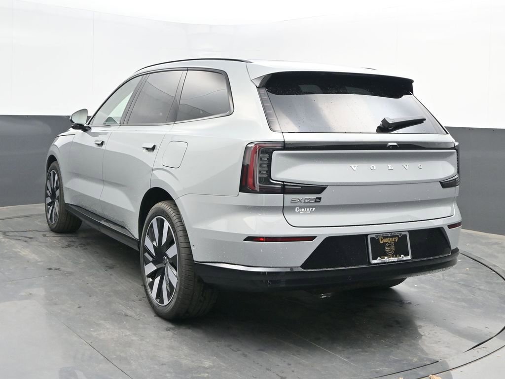 Used 2025 Volvo EX90 Ultra image 3