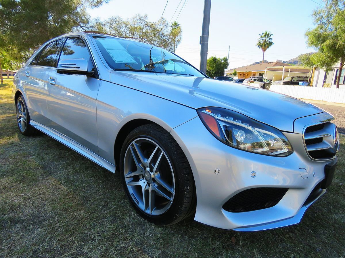 Used 2016 Mercedes-Benz E 400 Sedan image 10
