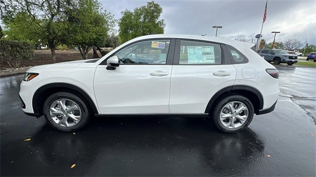 New 2025 Honda HR-V LX image 8