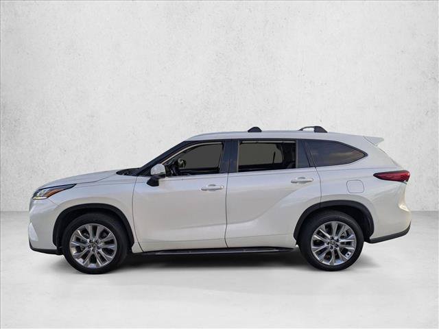 Used 2021 Toyota Highlander Limited FWD image 7