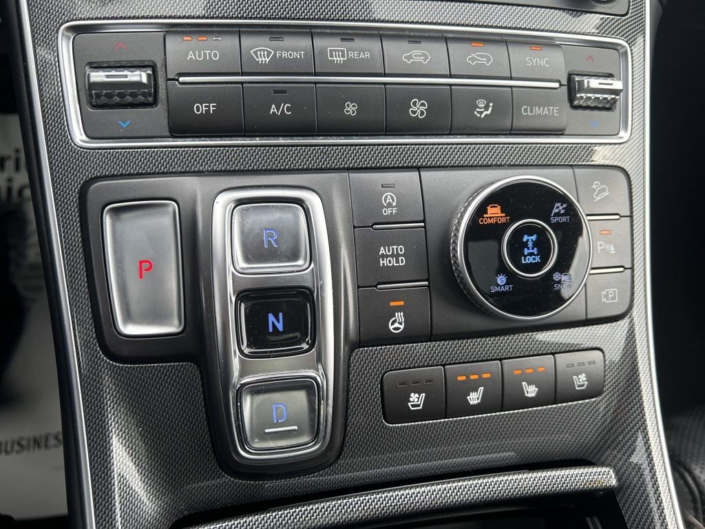 Used 2022 Hyundai Santa Fe Limited image 29