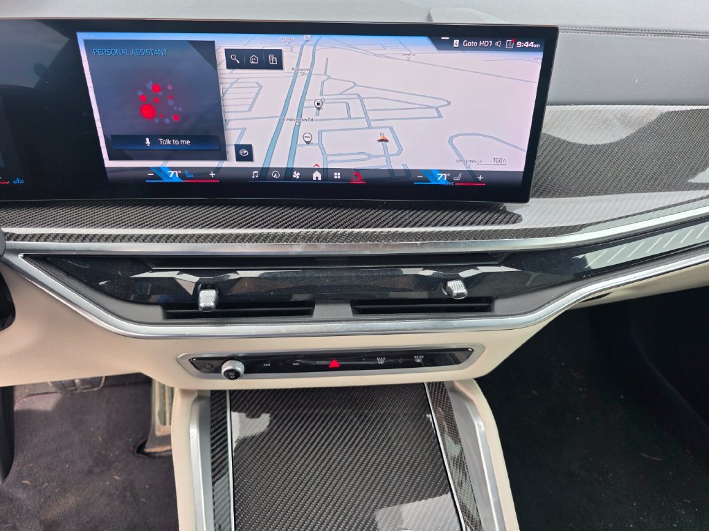 Certified 2025 BMW X6 M60i AWD/4WD image 18