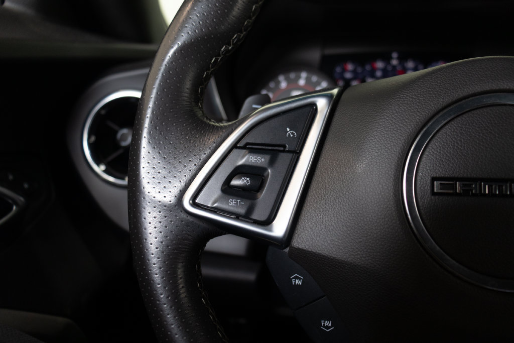 Used 2022 Chevrolet Camaro SS RWD image 20