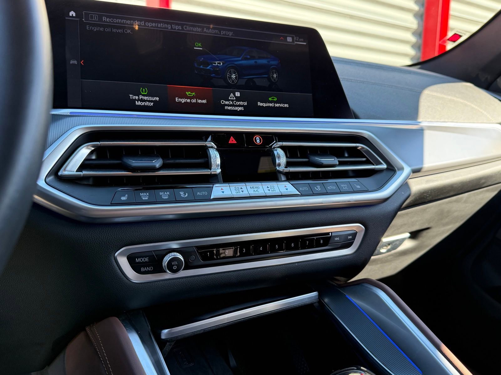 Used 2023 BMW X6 xDrive40i w/ M Sport Package image 22