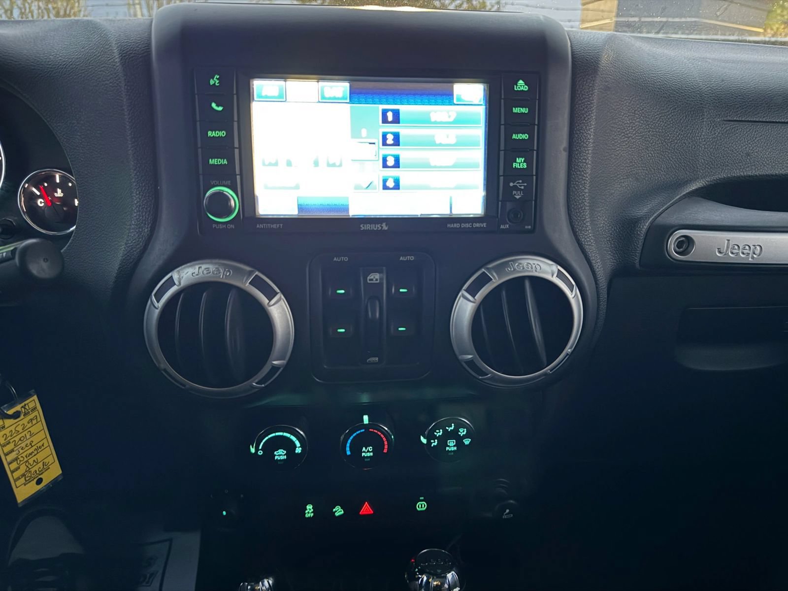Used 2012 Jeep Wrangler Unlimited Sahara w/ Dual Top Group AWD/4WD image 10