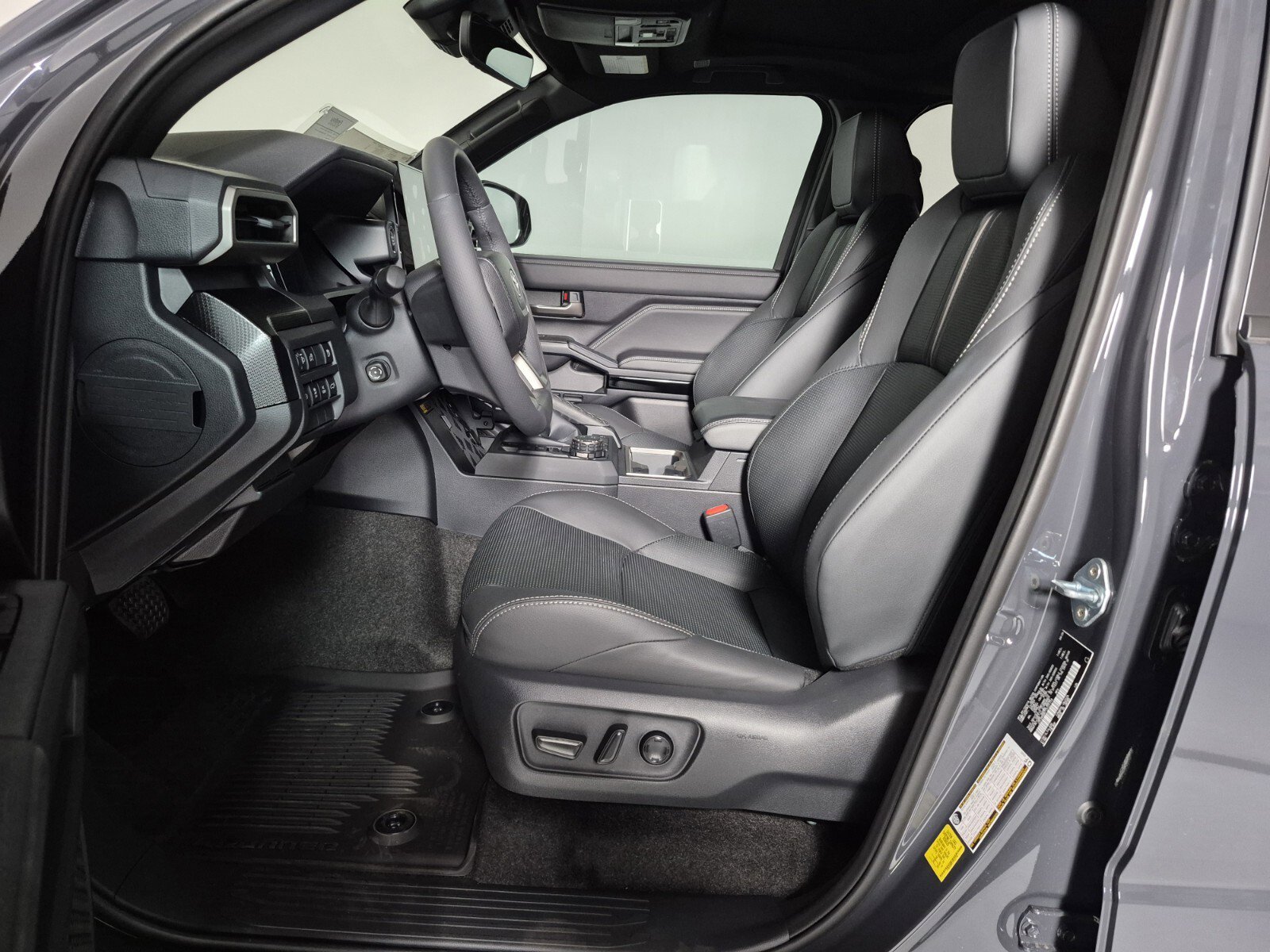 New 2026 Toyota 4Runner 4WD image 15