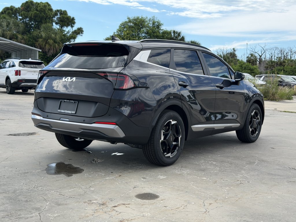 New 2027 Kia Sportage EX FWD image 4