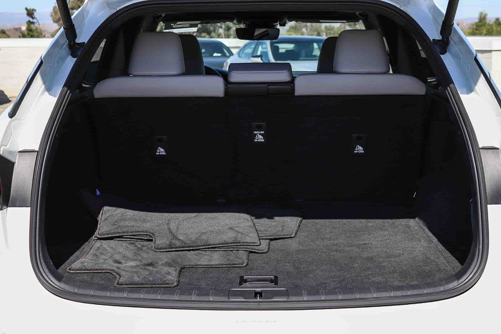 Certified 2024 Lexus RX 350 Premium w/ Cold Area Package FWD image 29