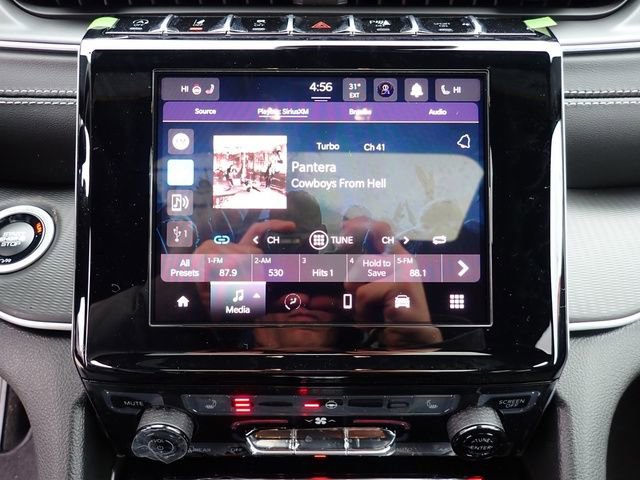 New 2025 Jeep Grand Cherokee Altitude image 21