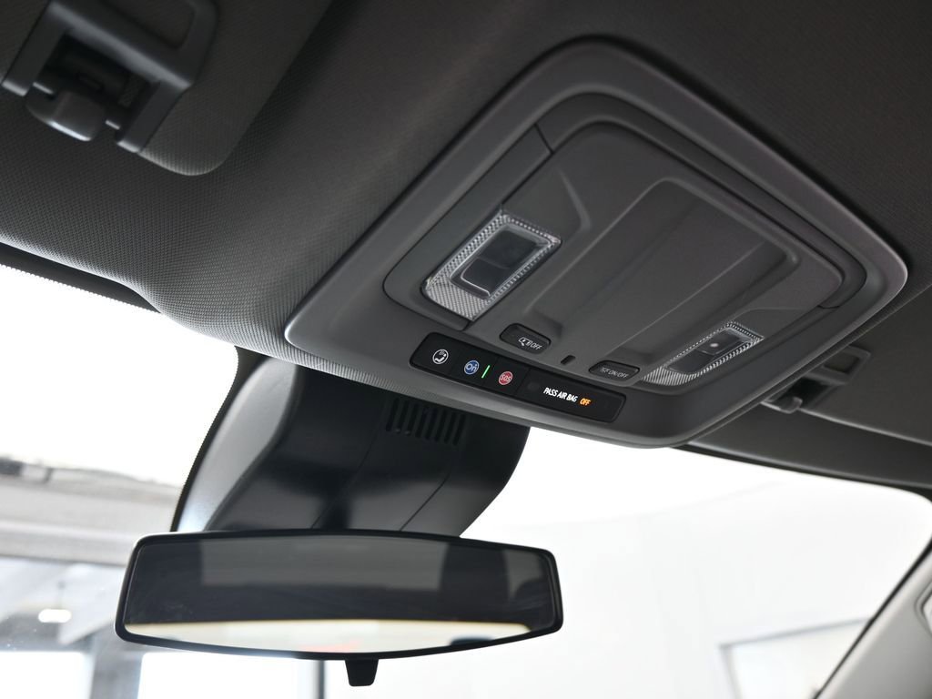 Used 2025 Chevrolet Silverado 1500 RST image 23