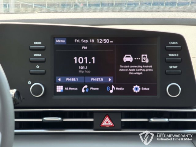 New 2026 Hyundai Elantra SE FWD image 14