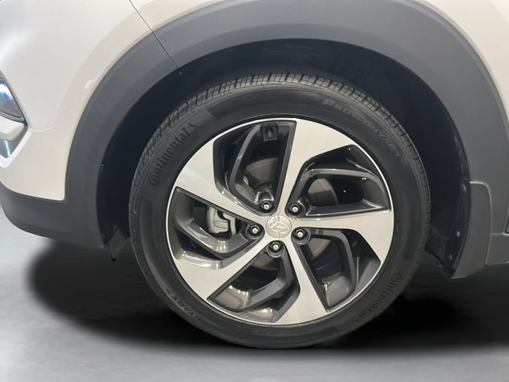Used 2017 Hyundai Tucson Limited w/ Limited Ultimate Package 03 FWD image 12