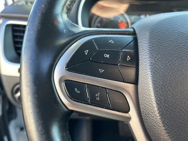 Used 2020 Jeep Cherokee Latitude w/ Cold Weather Group image 16