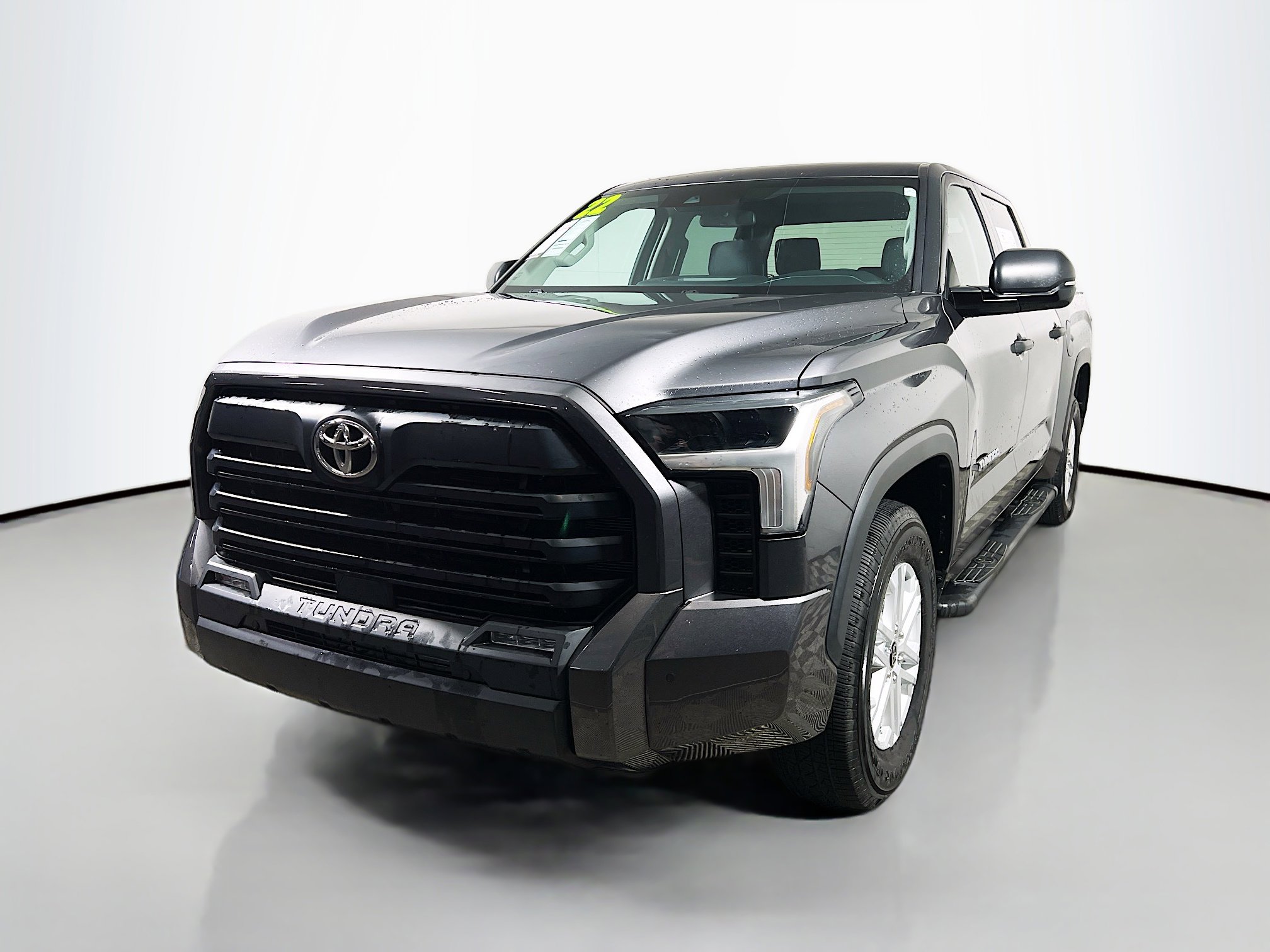 Used 2022 Toyota Tundra SR5 w/ Convenience Package RWD image 9