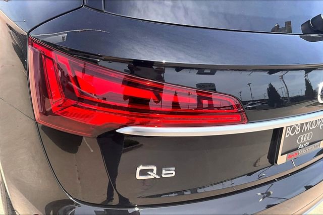 Used 2023 Audi Q5 2.0T Premium Plus w/ Premium Plus Package AWD/4WD image 32