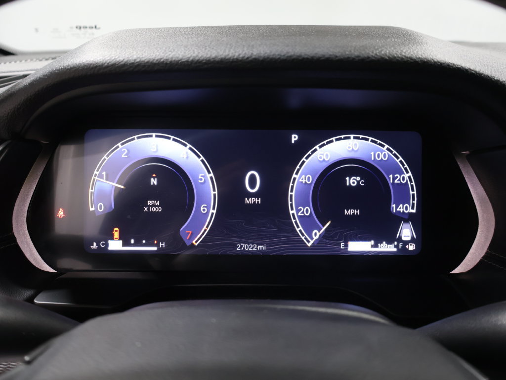 Used 2025 Jeep Grand Cherokee Laredo w/ Luxury Tech Group I AWD/4WD image 40